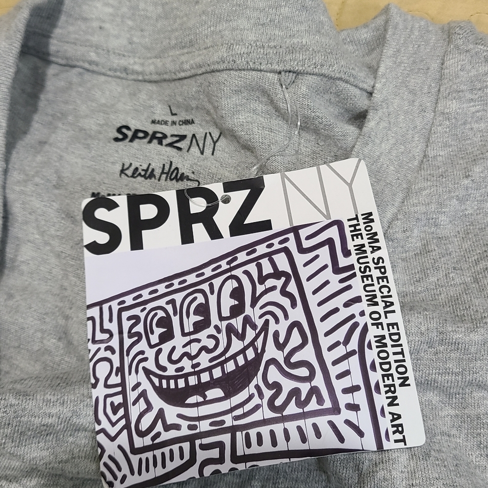 Uniqlo Keith Haring Moma T shirt size L - Picture 5 of 7